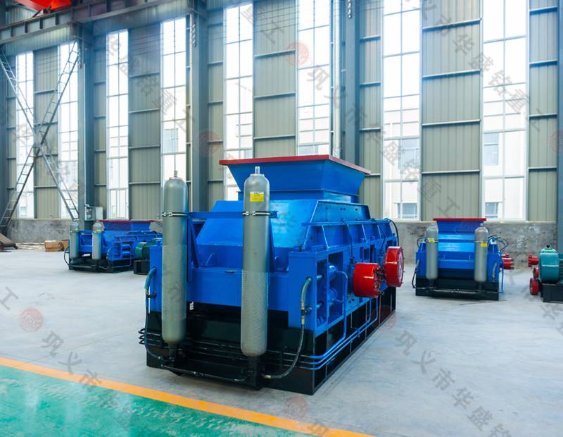 處理濕物料用什么制砂機？液壓對輥制砂機多少錢一臺？